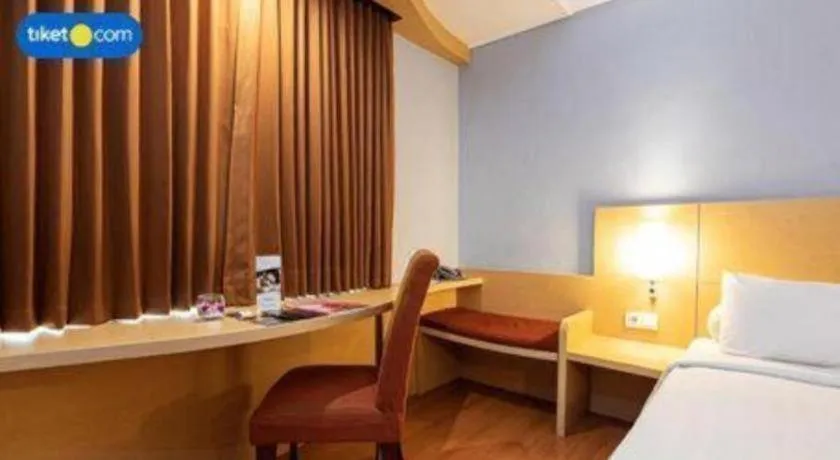 Bed in Hotel Horison Arcadia Heritage Surabaya