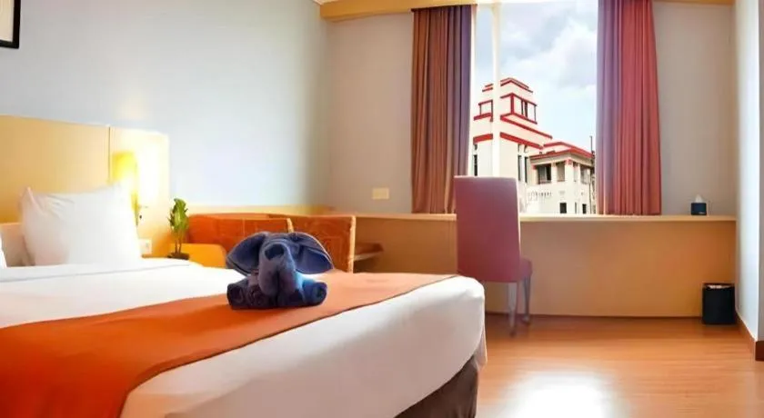 Bed in Hotel Horison Arcadia Heritage Surabaya