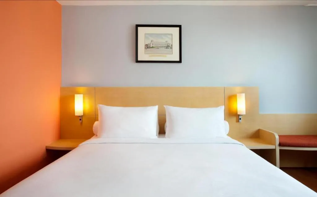 Bed in Hotel Horison Arcadia Heritage Surabaya