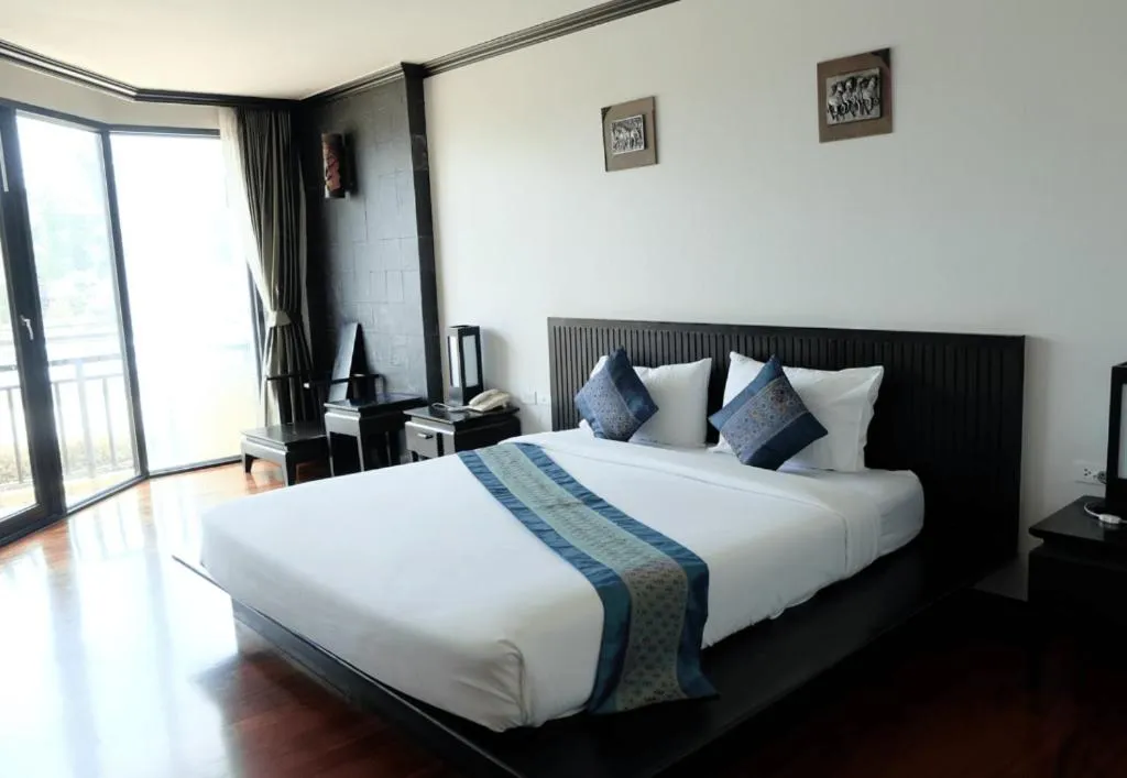 Bed in khaoyai lumtakong hotel