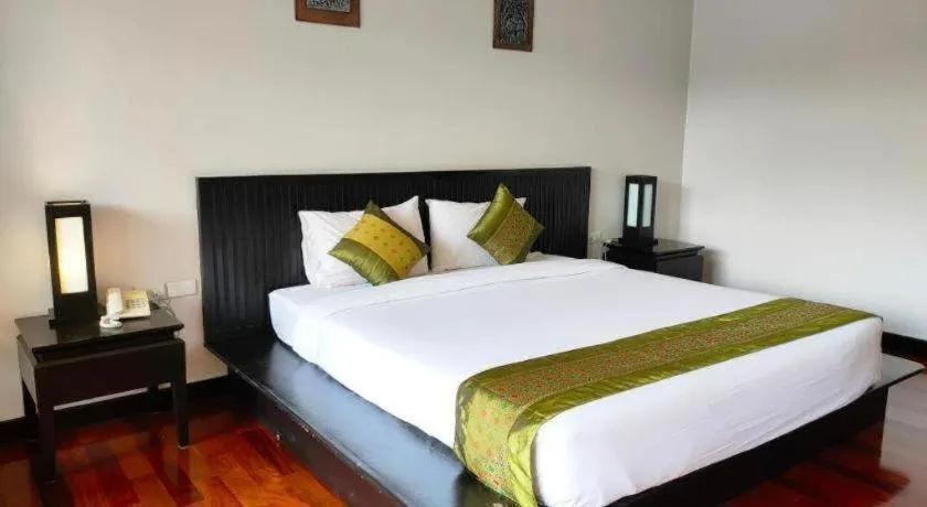 Bed in khaoyai lumtakong hotel