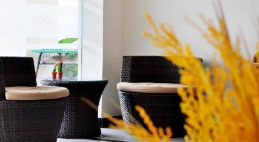 Nite and Day Batam Jodoh Square