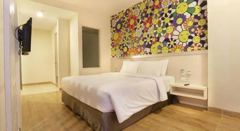 Bed in Nite and Day Batam Jodoh Square