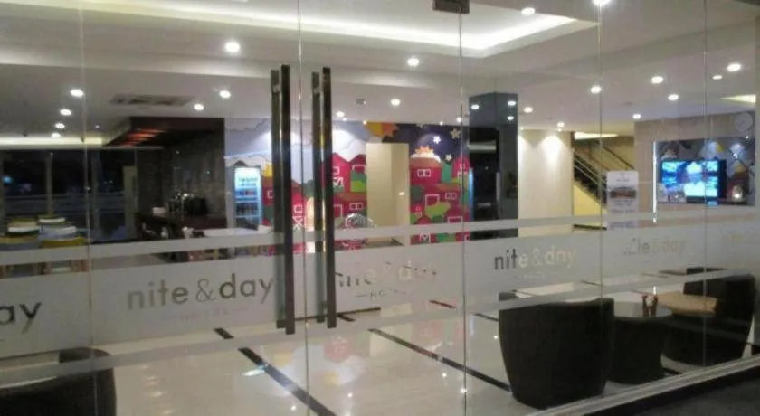 Nite and Day Batam Jodoh Square