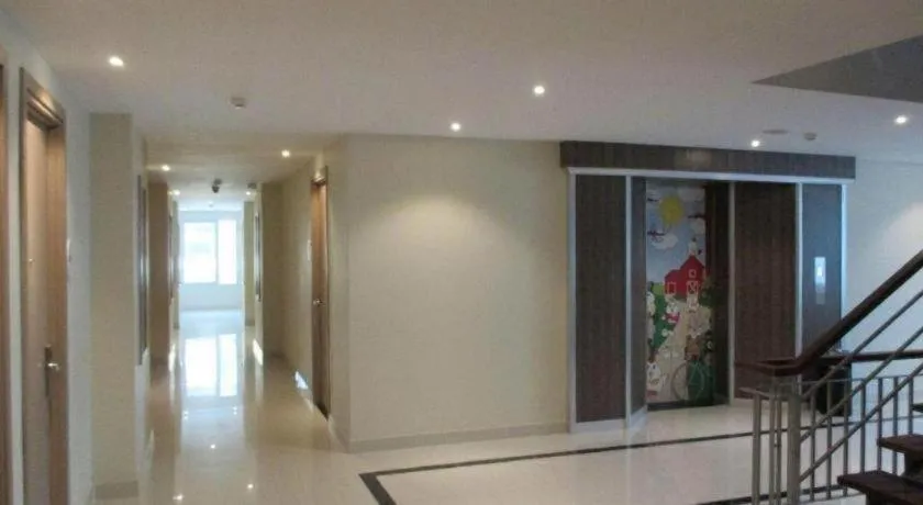 Nite and Day Batam Jodoh Square