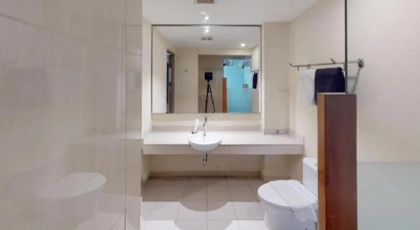 Nite and Day Batam Jodoh Square