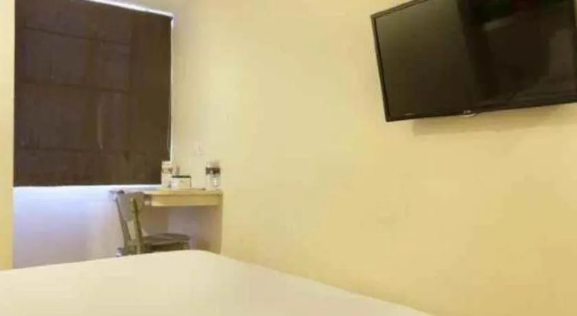 Bed in Nite and Day Batam Jodoh Square