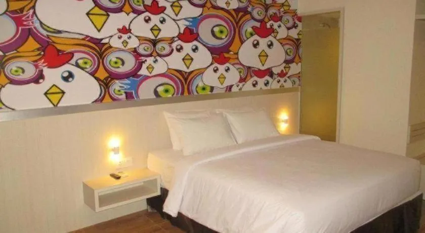 Bed in Nite and Day Batam Jodoh Square
