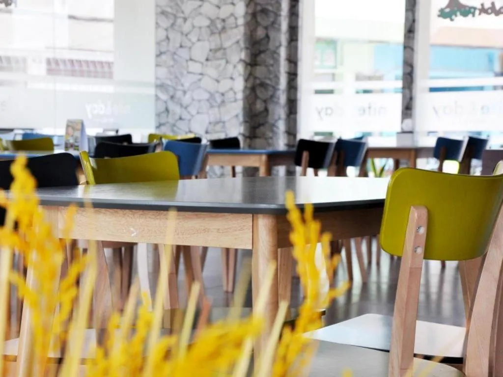 Nite and Day Batam Jodoh Square