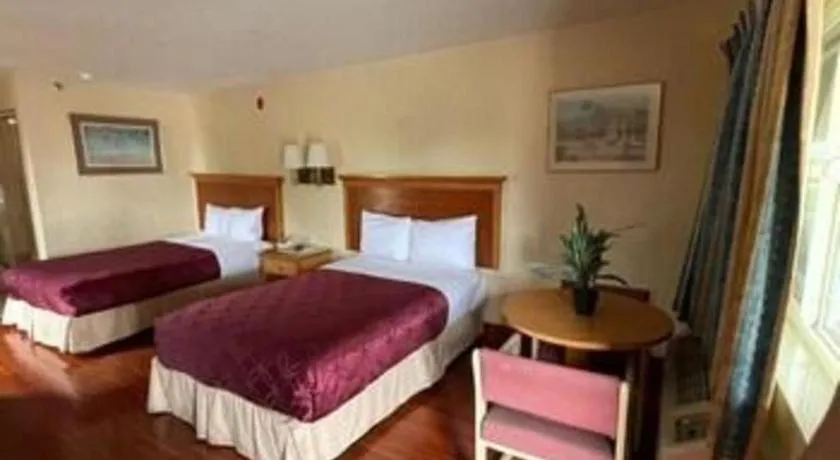 Grand Park Inn