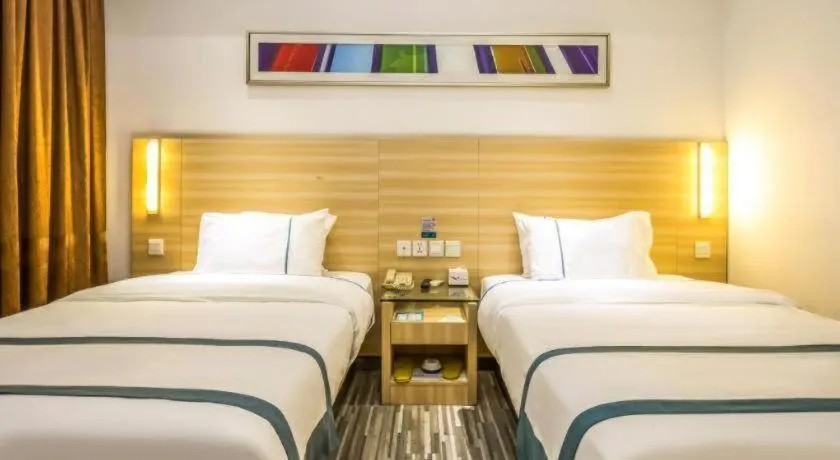 Bed in City Comfort Inn Zhaoqing Qixingyan Scenic Area Xinghu Archway