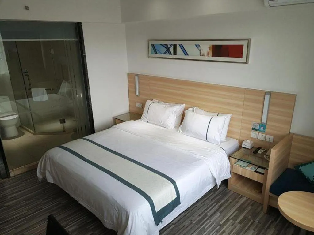 Bed in City Comfort Inn Zhaoqing Qixingyan Scenic Area Xinghu Archway