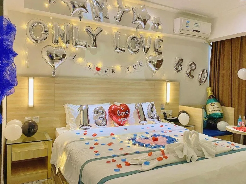 Bed in City Comfort Inn Zhaoqing Qixingyan Scenic Area Xinghu Archway