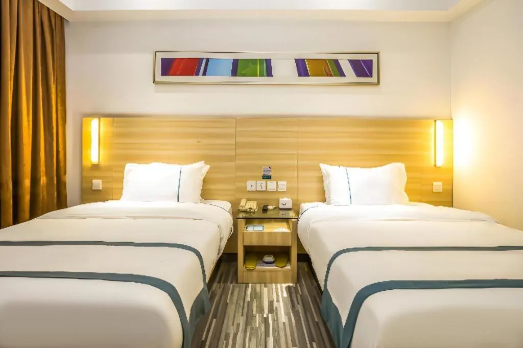 Bed in City Comfort Inn Zhaoqing Qixingyan Scenic Area Xinghu Archway