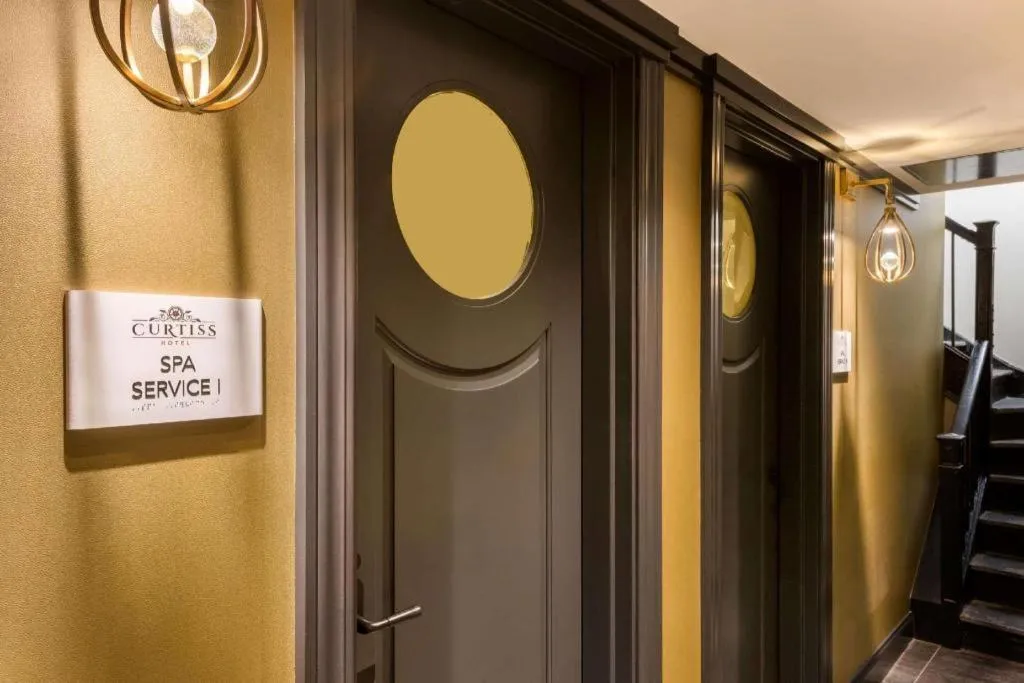 Curtiss Hotel, Ascend Hotel Collection