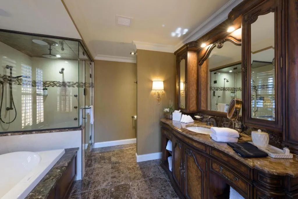 Curtiss Hotel, Ascend Hotel Collection