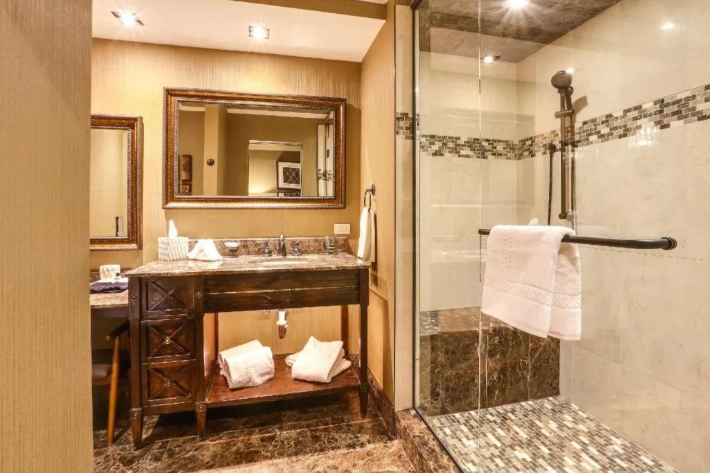 Curtiss Hotel, Ascend Hotel Collection