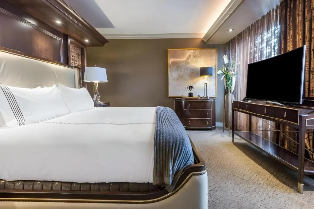 Bed in Curtiss Hotel, Ascend Hotel Collection