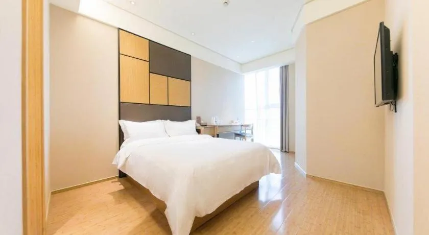 Bed in JI Hotel Shanghai Zhangjiang