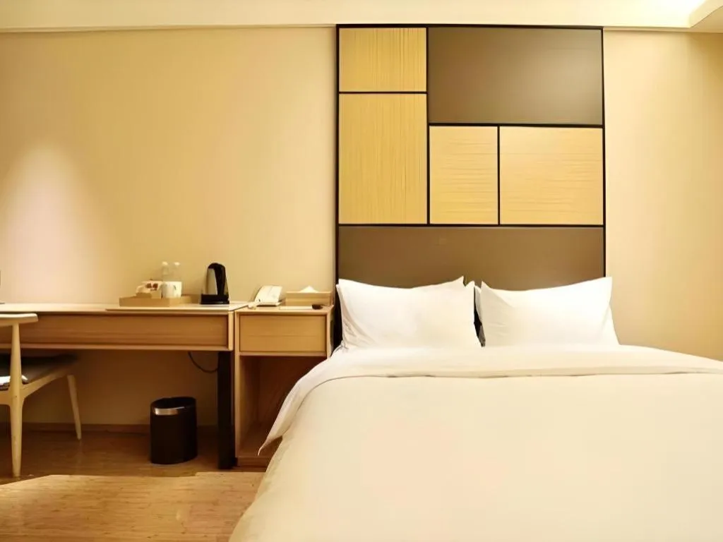 Bed in JI Hotel Shanghai Zhangjiang