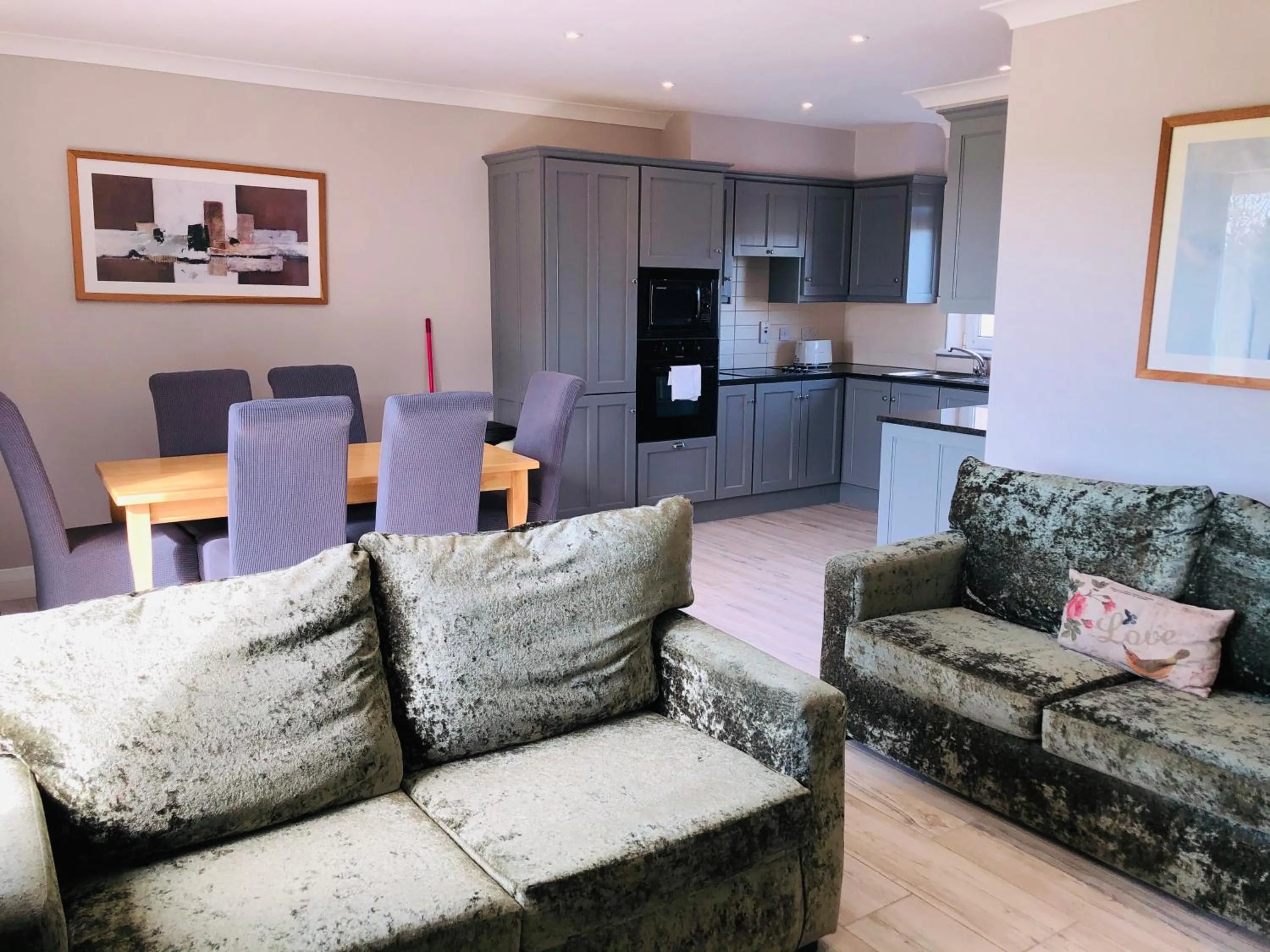 Living room in Connemara Sands Hotel & Spa