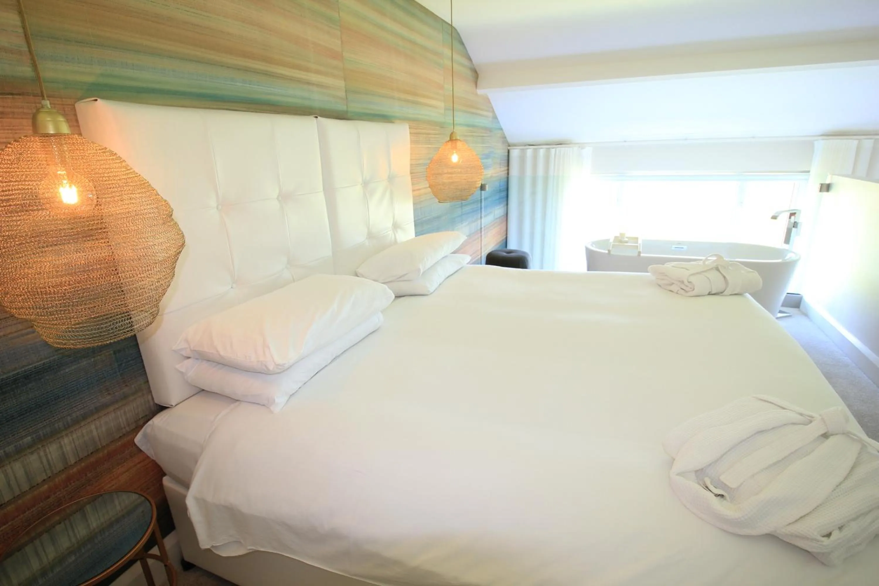 Bedroom, Bed in Connemara Sands Hotel & Spa