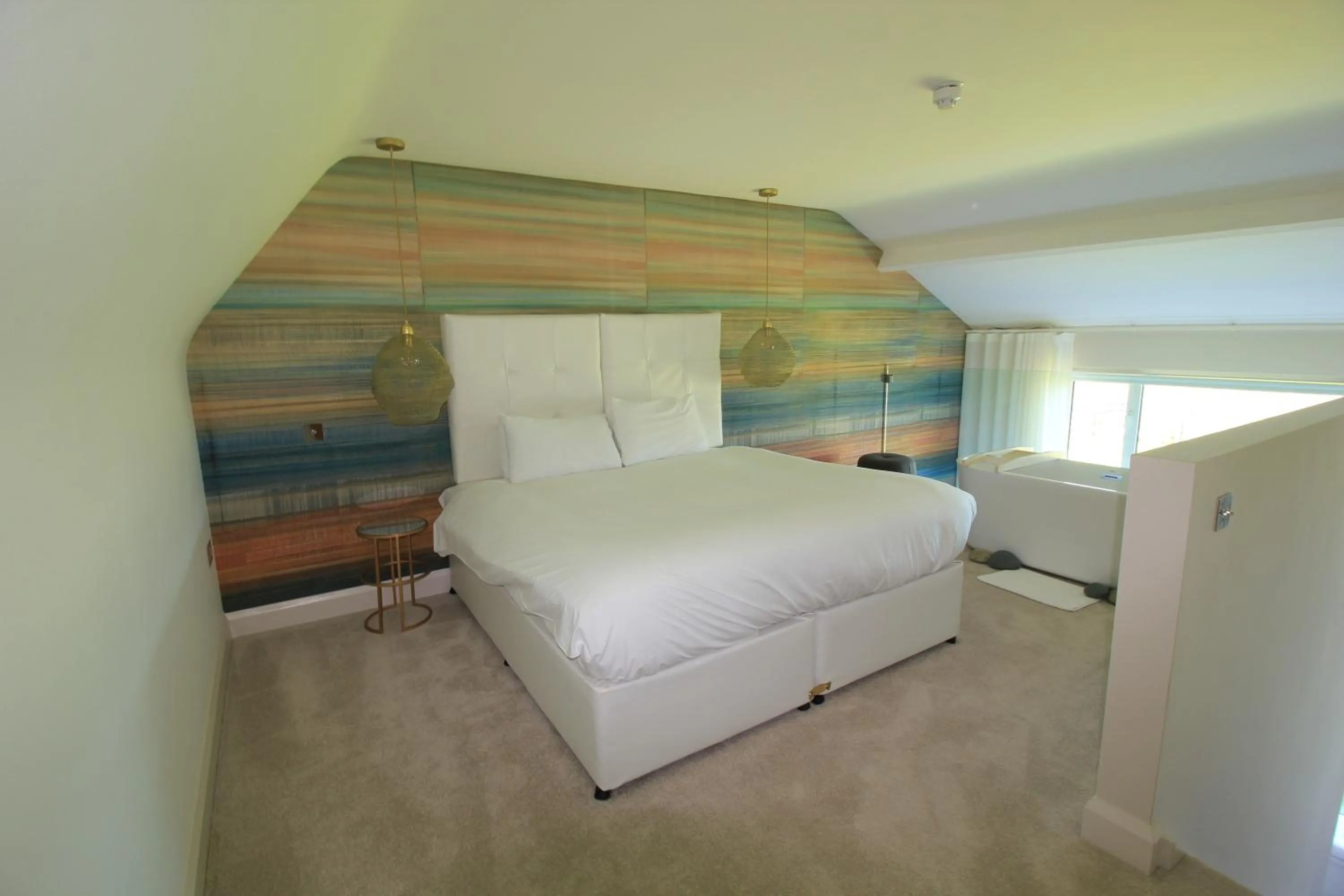 Bedroom, Bed in Connemara Sands Hotel & Spa