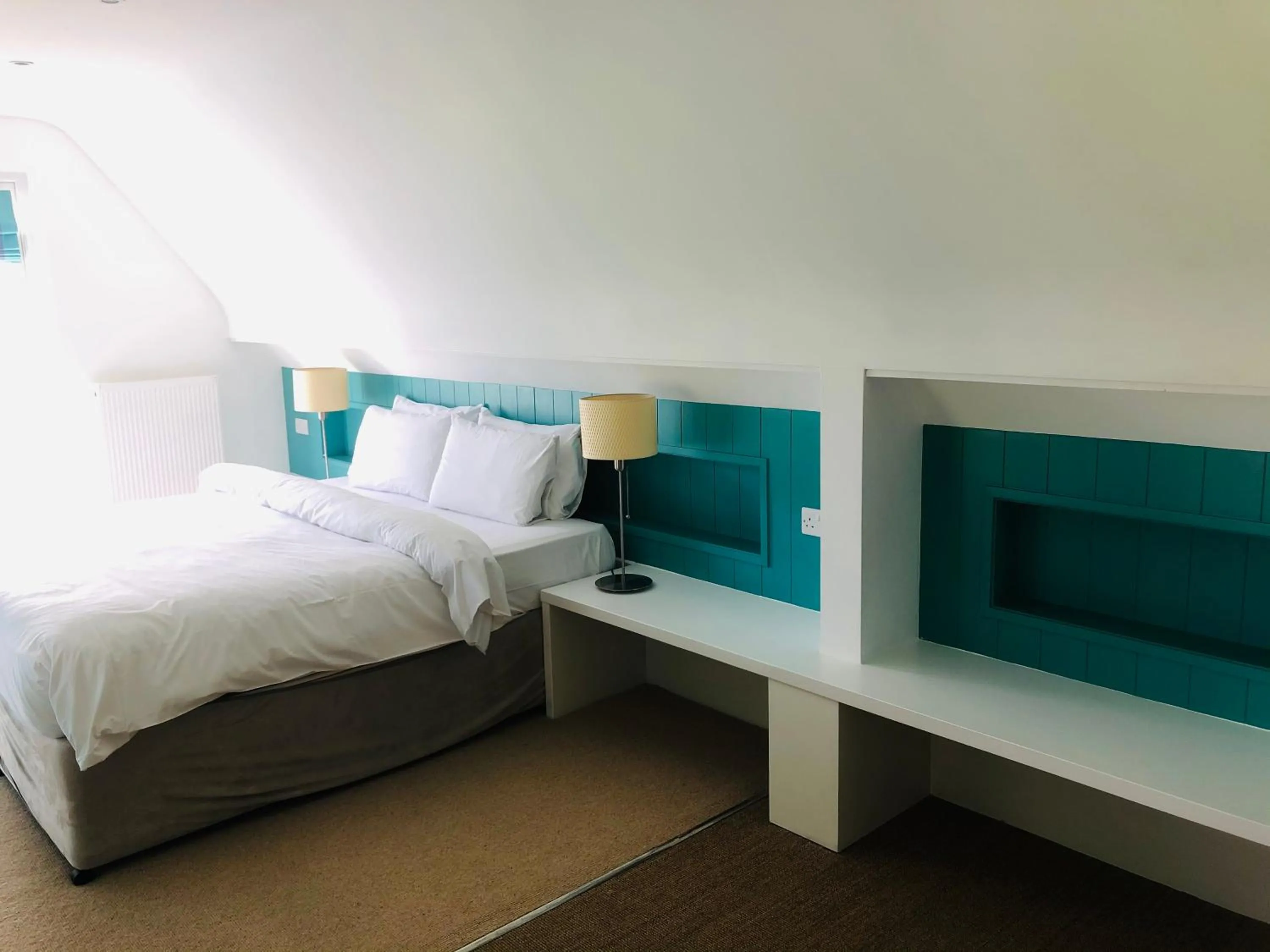Bedroom, Bed in Connemara Sands Hotel & Spa