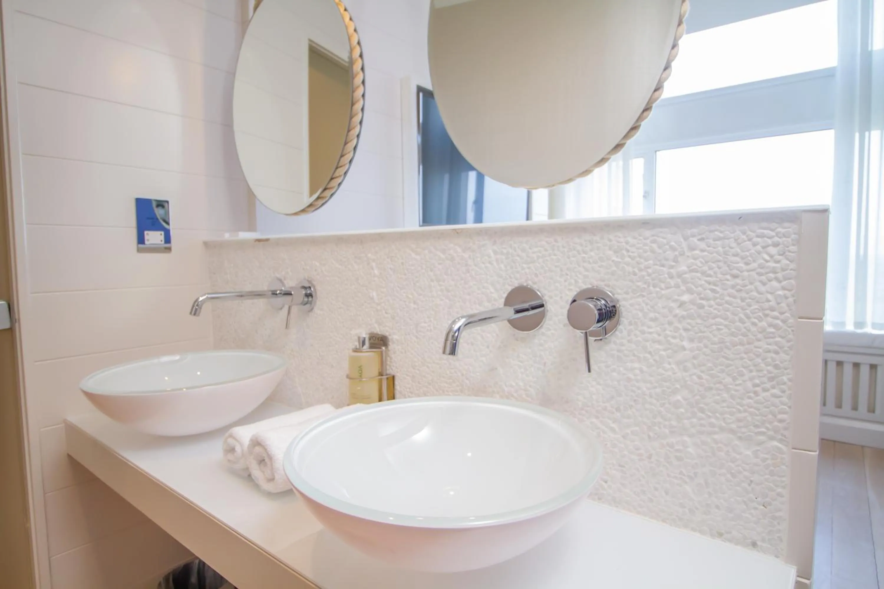 Bathroom in Connemara Sands Hotel & Spa