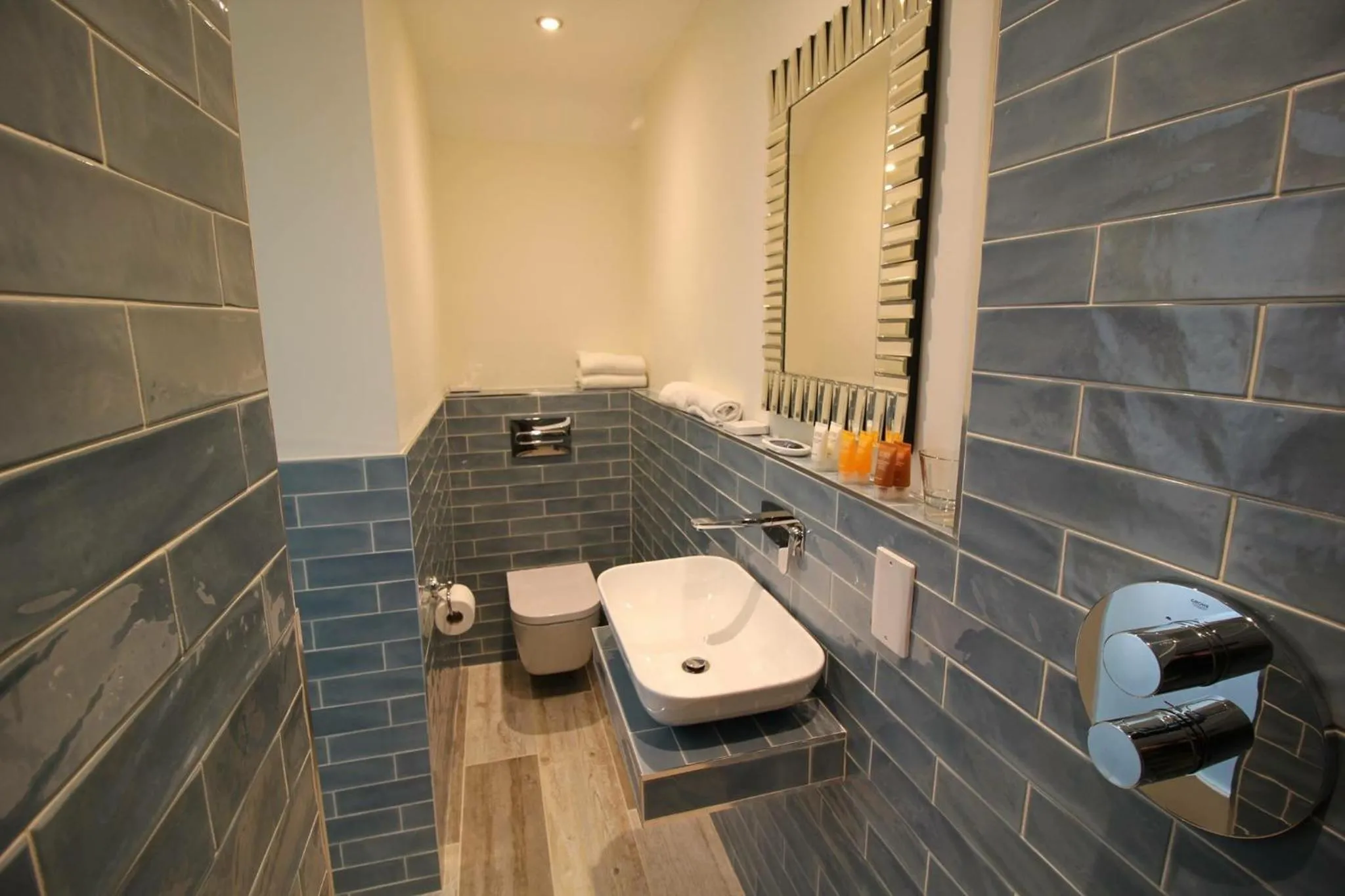 Bathroom in Connemara Sands Hotel & Spa