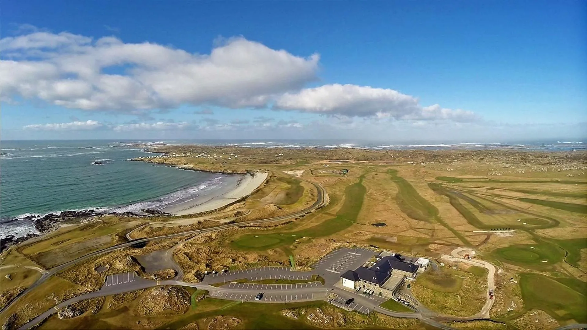 Golfcourse in Connemara Sands Hotel & Spa