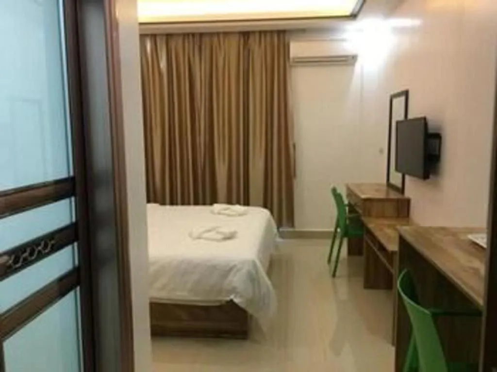 Bed in Hotel Primera