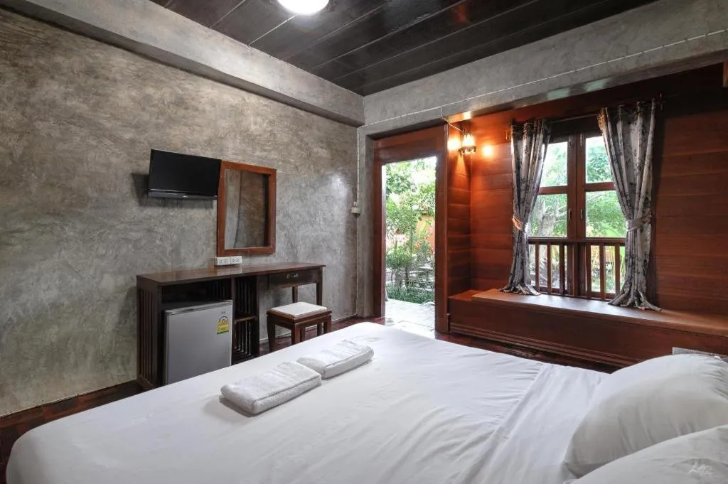 Bed in Huan Aumpron Resort