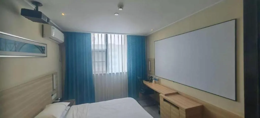 Bed in City Comfort Inn Huangshi City Huangshi Avenue