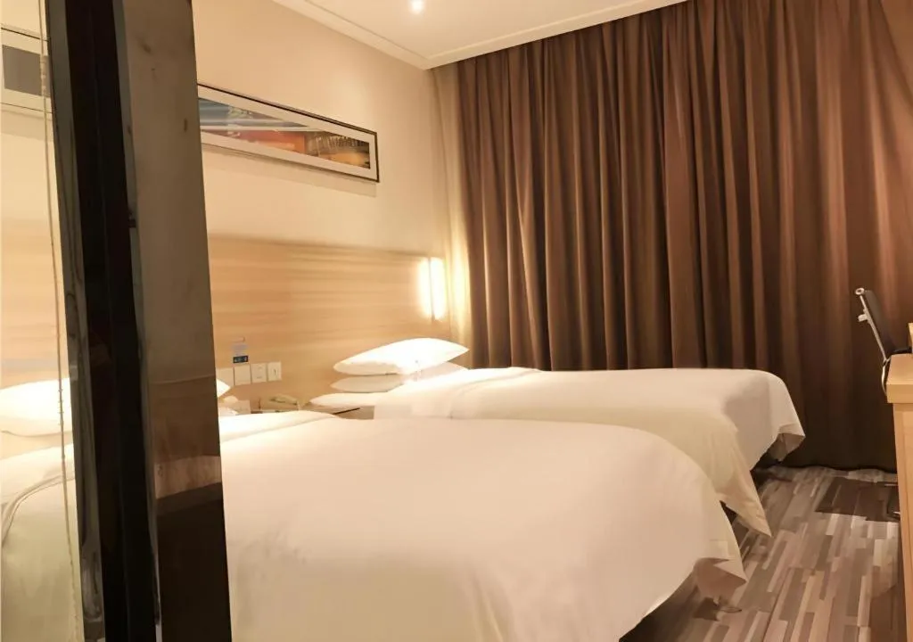 Bed in City Comfort Inn Huangshi City Huangshi Avenue