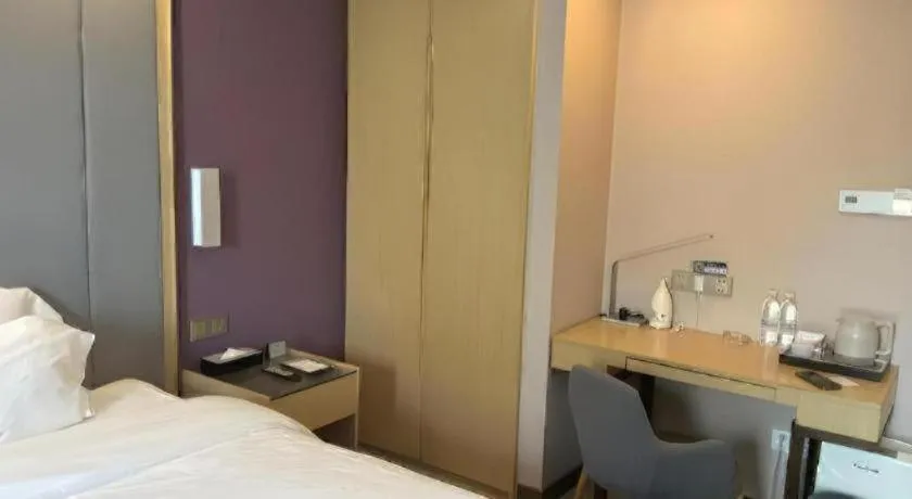 Bed in Lavande Hotels Tianjin Huaming Binhai International Airport