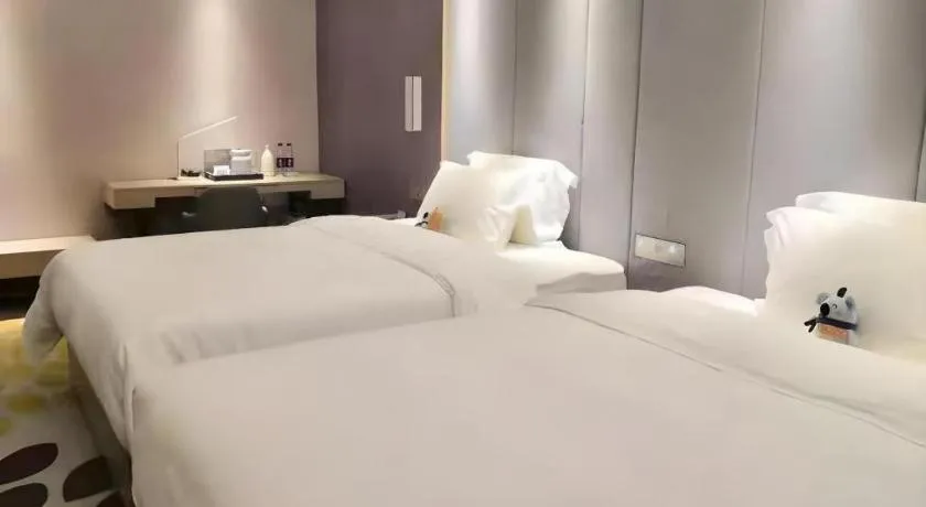 Bed in Lavande Hotels Tianjin Huaming Binhai International Airport