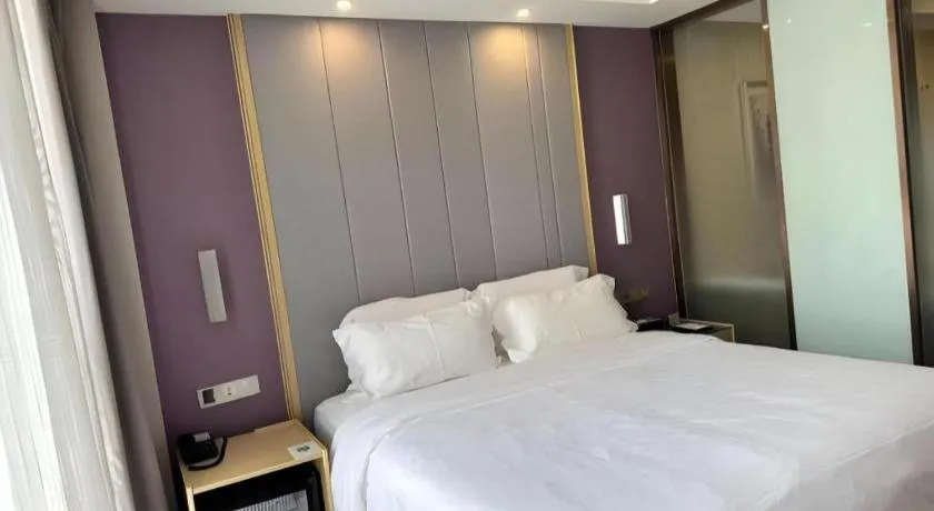 Bed in Lavande Hotels Tianjin Huaming Binhai International Airport