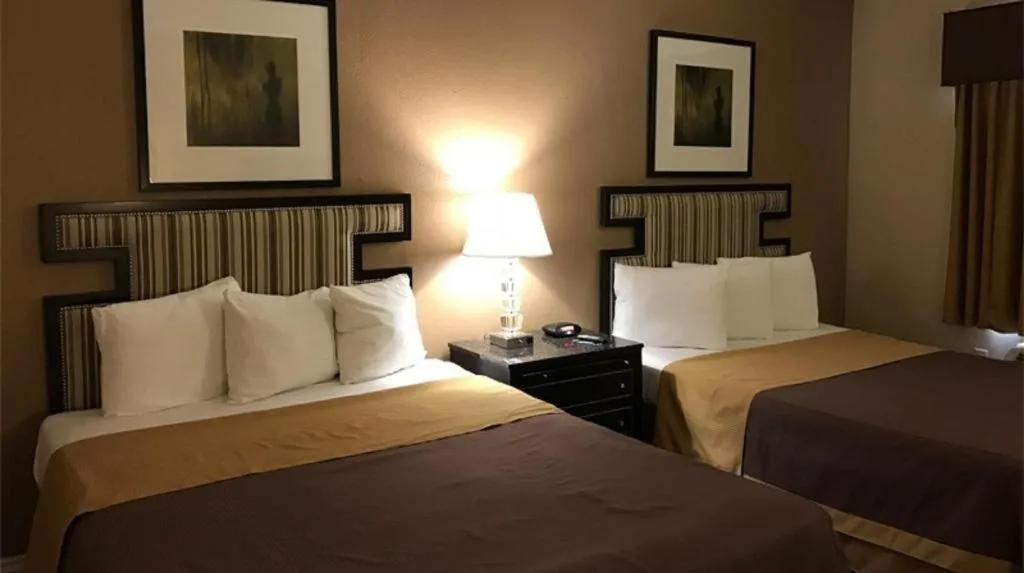 Bed in Hotel Saddleback