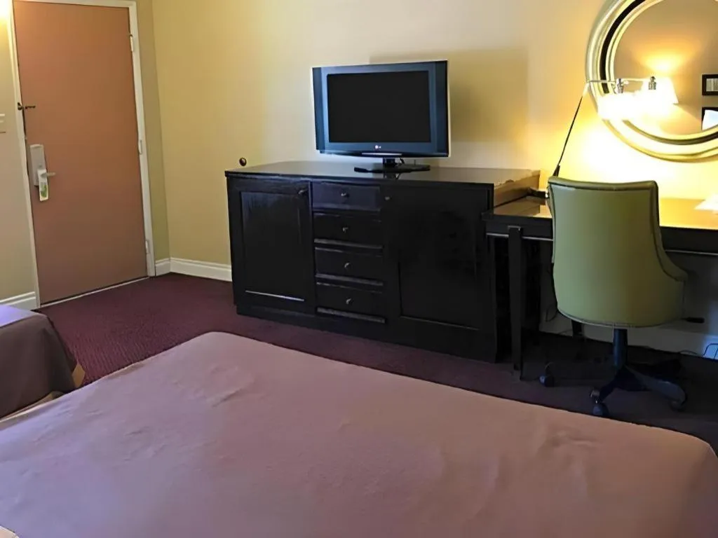 Bed in Hotel Saddleback