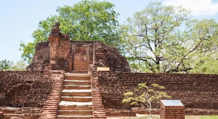 Mahaweli Regent Hotel
