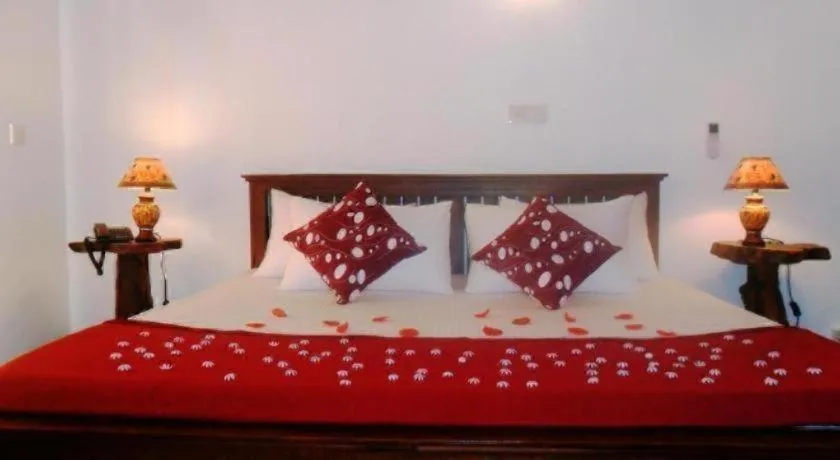 Bed in Mahaweli Regent Hotel