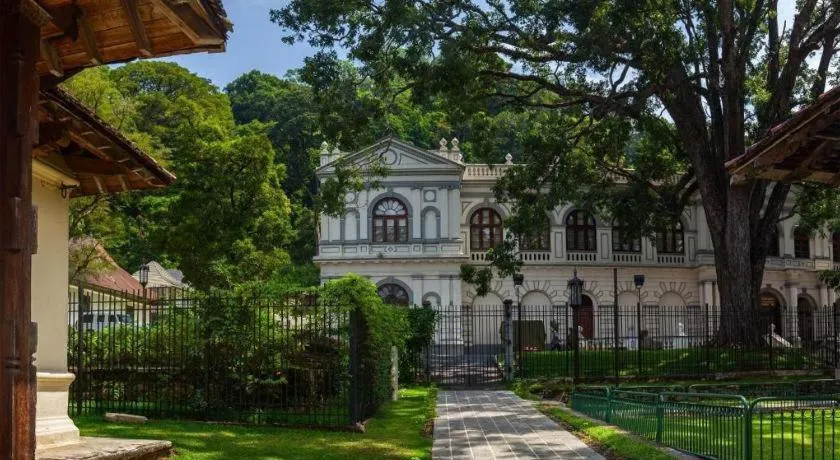 Mahaweli Regent Hotel