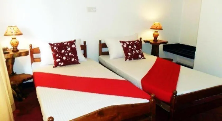 Bed in Mahaweli Regent Hotel