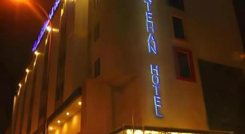 Hotel Urban Falatehan Blok M