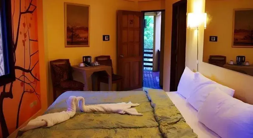 Bed in Alta Cebu Resort Bed in Alta Cebu Resort