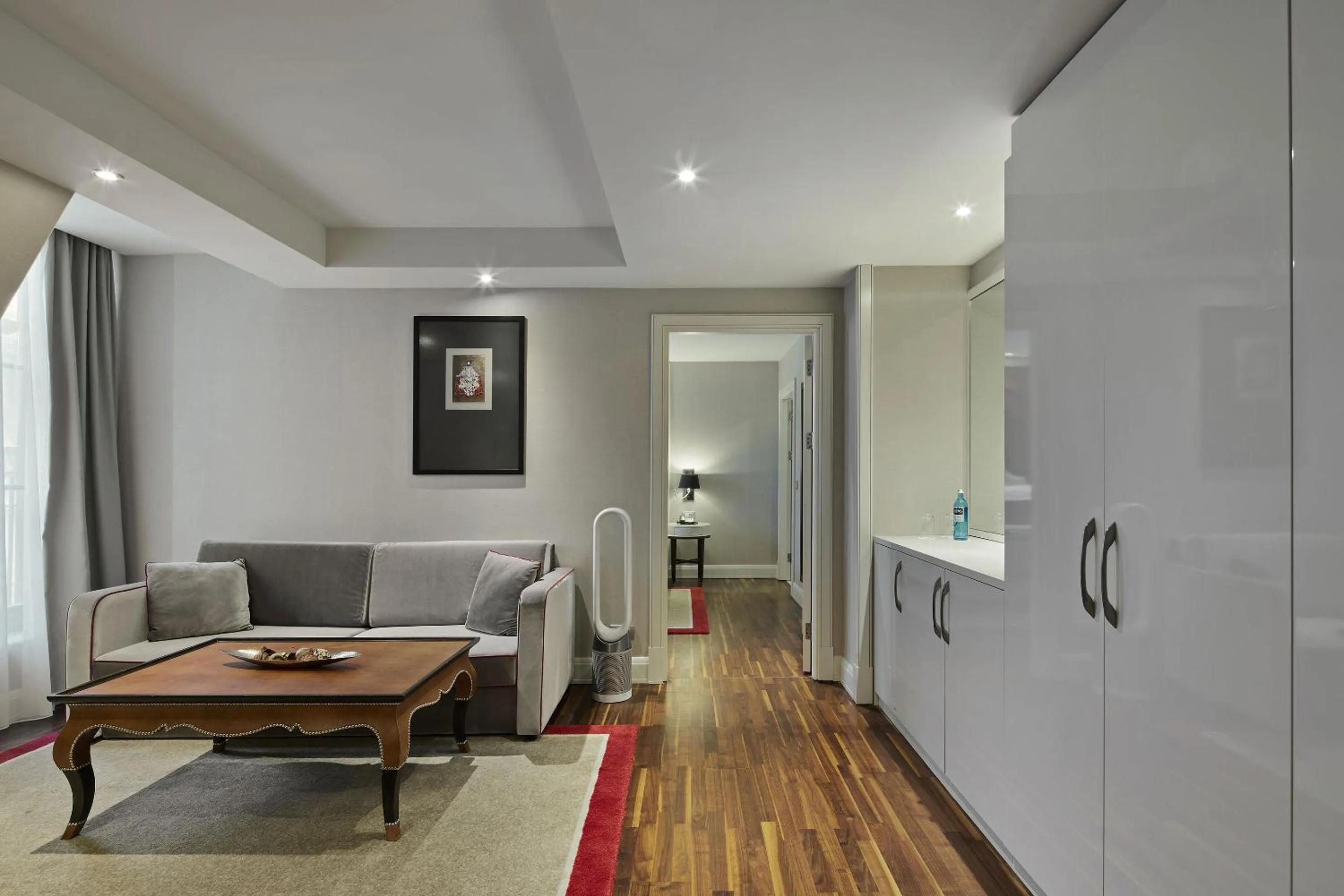 Living room in TITANIC Gendarmenmarkt Berlin