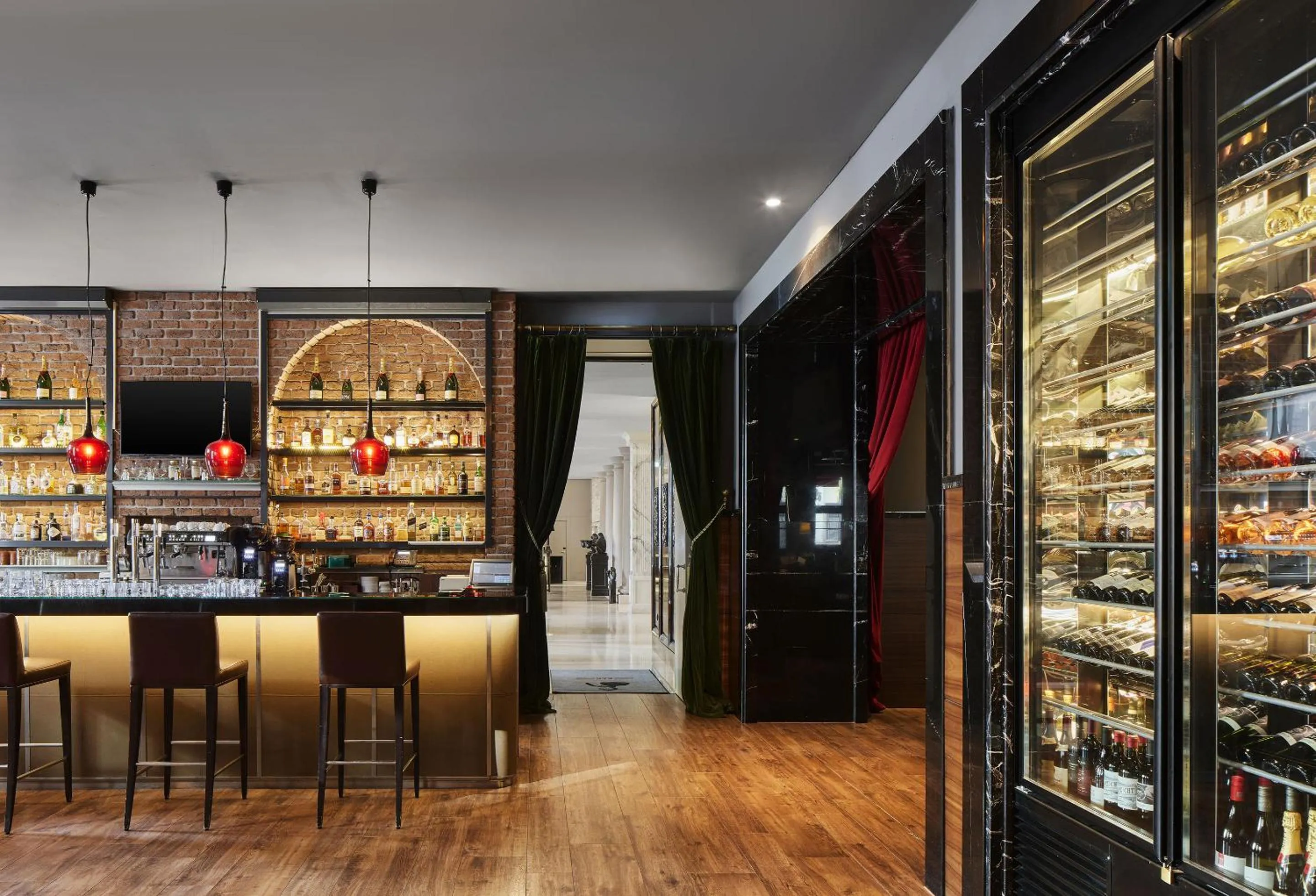 Lounge or bar in TITANIC Gendarmenmarkt Berlin