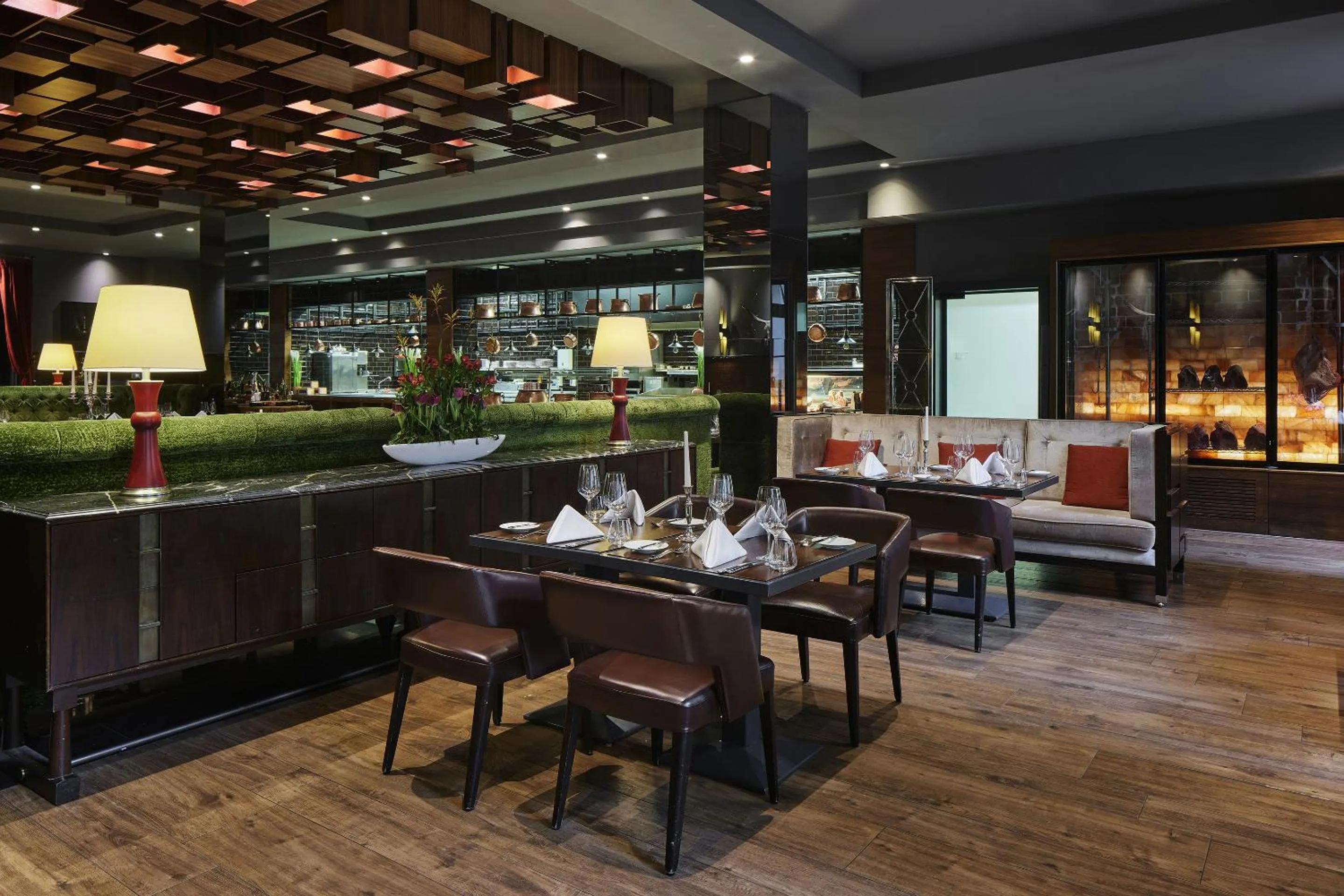 Restaurant/places to eat in TITANIC Gendarmenmarkt Berlin