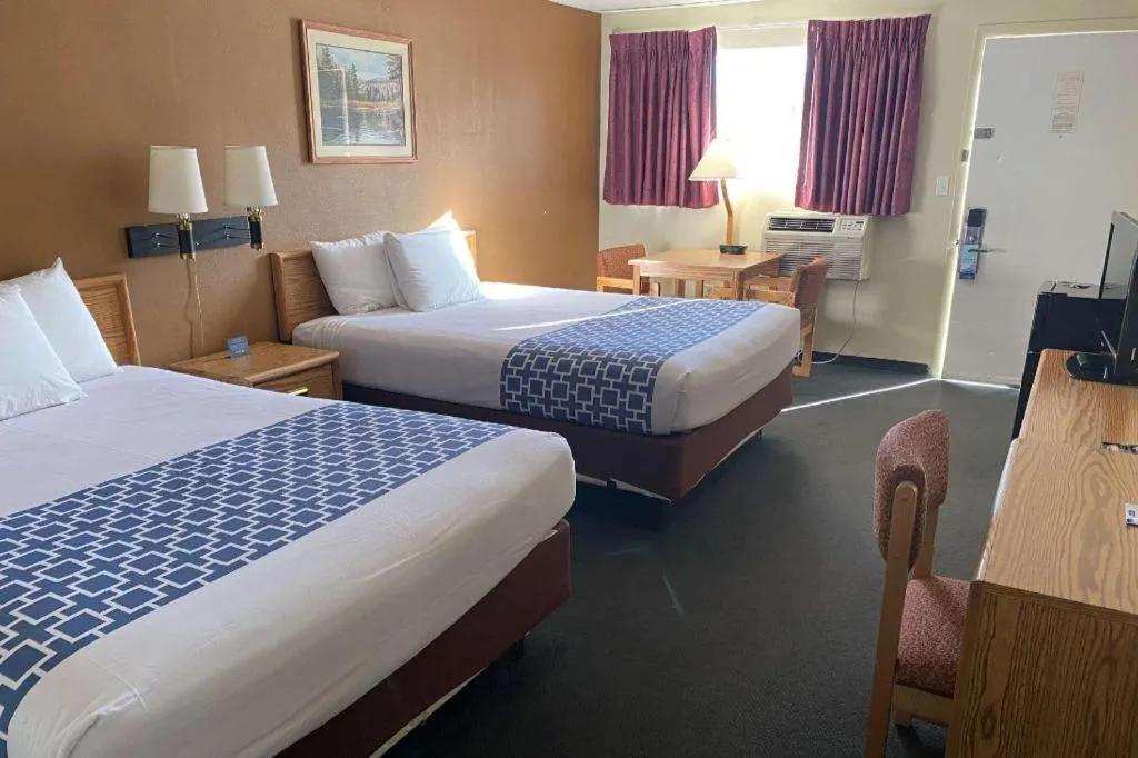 Bed in Travelodge by Wyndham Powell